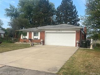 33569 Breckenridge Drive Sw, Sterling Heights, MI 48310