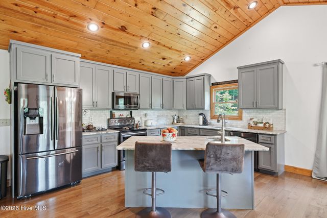 380 Bear Trail, Murphy, NC 28906