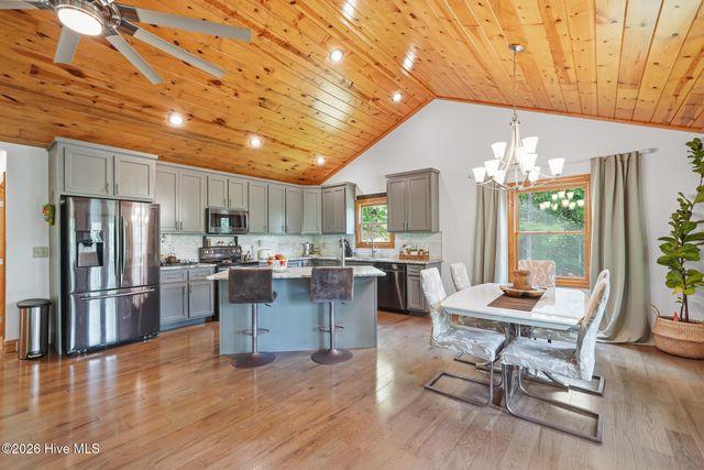 380 Bear Trail, Murphy, NC 28906