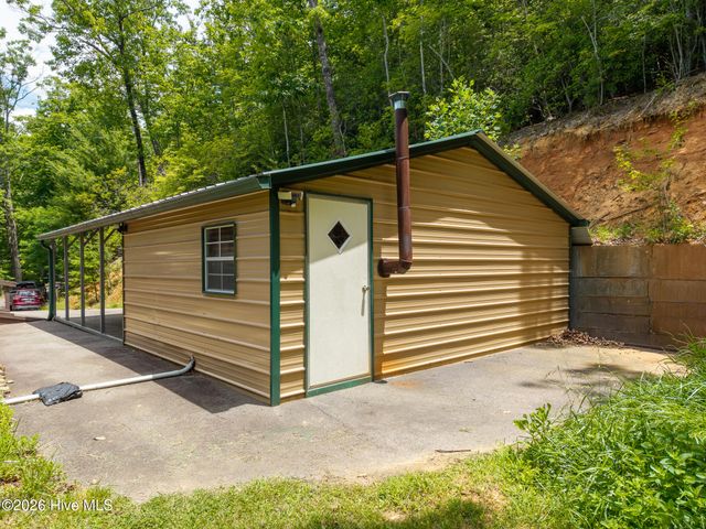 380 Bear Trail, Murphy, NC 28906