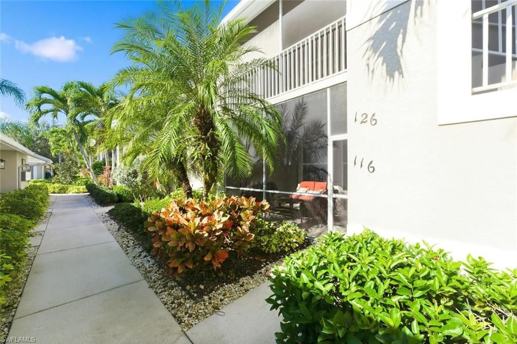 8575 Naples Heritage DR 116, NAPLES, FL 34112 — photo 3