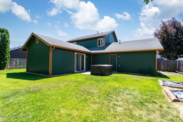 3740 W Highwater DR, Post Falls, ID 83854