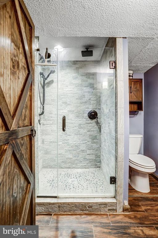 Image 25 of property listing at 209 CEDAR AVE, Gaithersburg, MD 20877