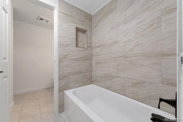 7335 E Quincy Avenue 104, Denver, CO 80237