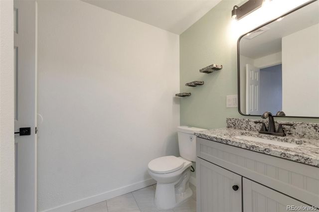 7335 E Quincy Avenue 104, Denver, CO 80237