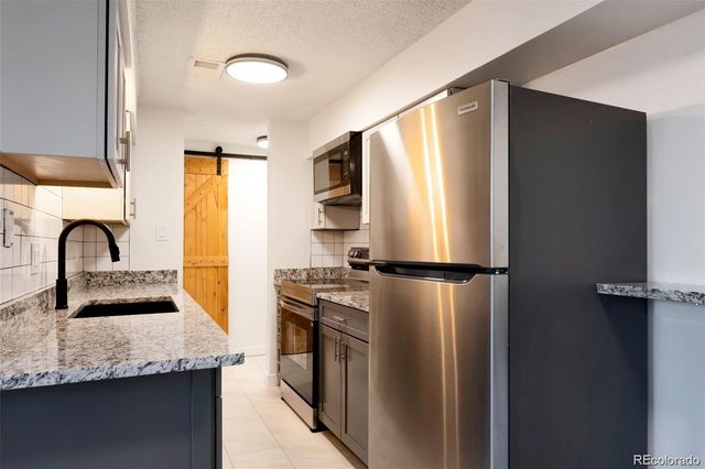 7335 E Quincy Avenue 104, Denver, CO 80237