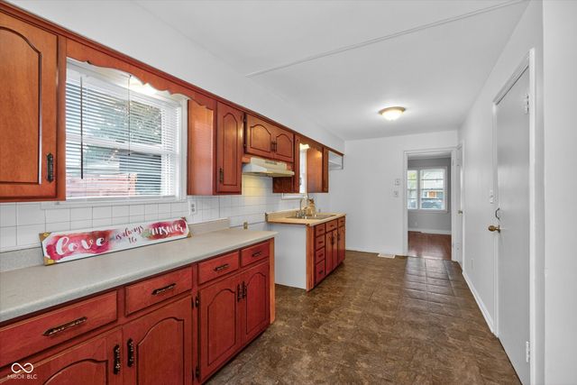 1030 W 37th Street, Indianapolis, IN 46208