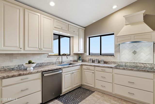 5001 N TUTHILL Road, Litchfield Park, AZ 85340