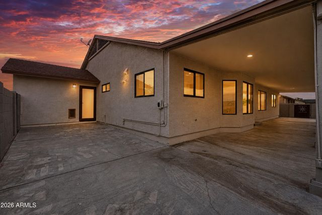 5001 N TUTHILL Road, Litchfield Park, AZ 85340