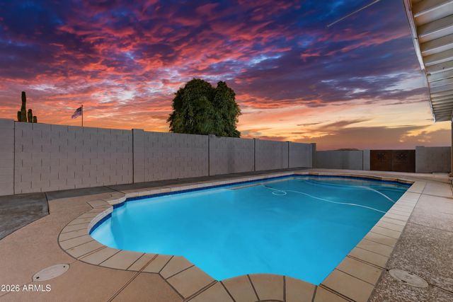5001 N TUTHILL Road, Litchfield Park, AZ 85340