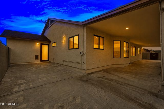 5001 N TUTHILL Road, Litchfield Park, AZ 85340