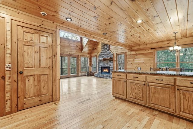 648 Stuart Mountain Road, Mineral Bluff, GA 30559