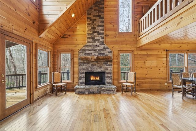 648 Stuart Mountain Road, Mineral Bluff, GA 30559