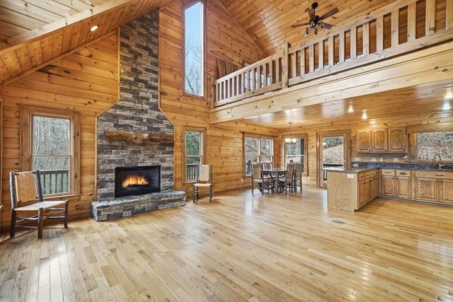 648 Stuart Mountain Road, Mineral Bluff, GA 30559