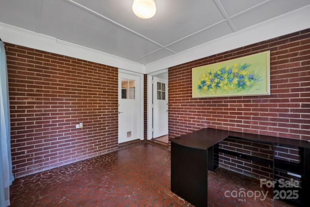 134 Birchwood Drive, Charlotte, NC 28214