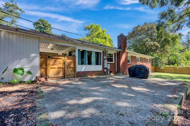 134 Birchwood Drive, Charlotte, NC 28214
