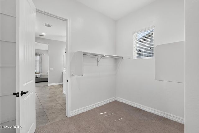 992 E PARKVIEW Drive, Gilbert, AZ 85295