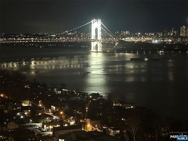 1 Horizon Road 1025, Fort Lee, NJ 07024