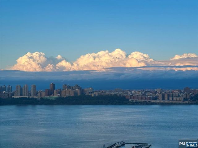 1 Horizon Road 1025, Fort Lee, NJ 07024