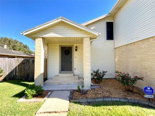 1139 W Brompton Drive, Pearland, TX 77584