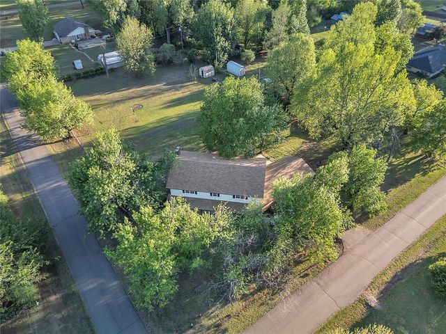 636 E Lea Terrace, Mustang, OK 73064