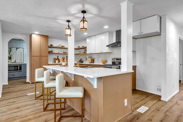 636 E Lea Terrace, Mustang, OK 73064