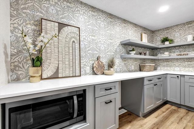 636 E Lea Terrace, Mustang, OK 73064