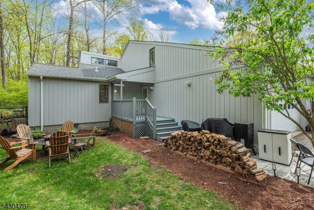 15 Christy Ln Left, Sparta Twp., NJ 07871