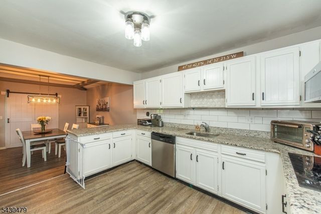 15 Christy Ln Left, Sparta Twp., NJ 07871