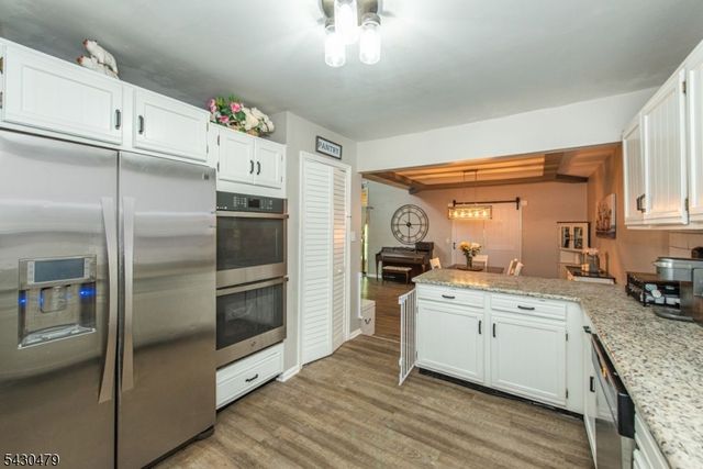 15 Christy Ln Left, Sparta Twp., NJ 07871