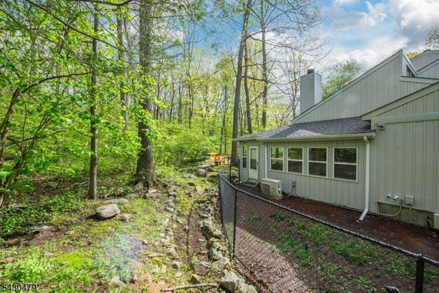 15 Christy Ln Left, Sparta Twp., NJ 07871