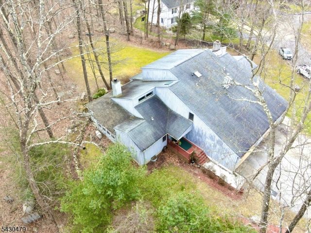 15 Christy Ln Left, Sparta Twp., NJ 07871