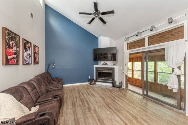 15 Christy Ln Left, Sparta Twp., NJ 07871