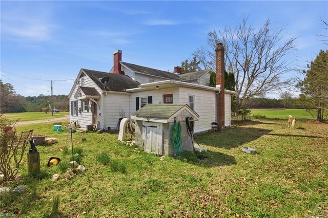 33247 Boothe RD, Ivor, VA 23866