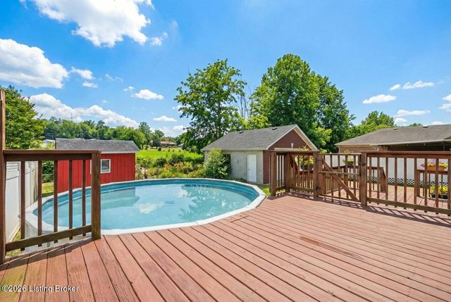 436 Babe Dr, Fairdale, KY 40118