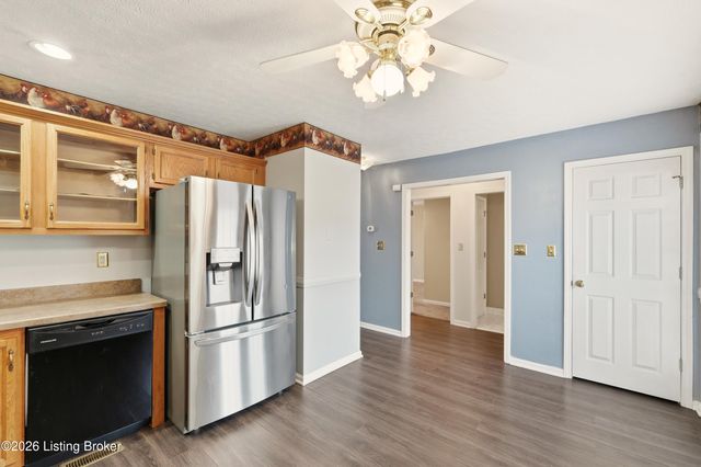 436 Babe Dr, Fairdale, KY 40118