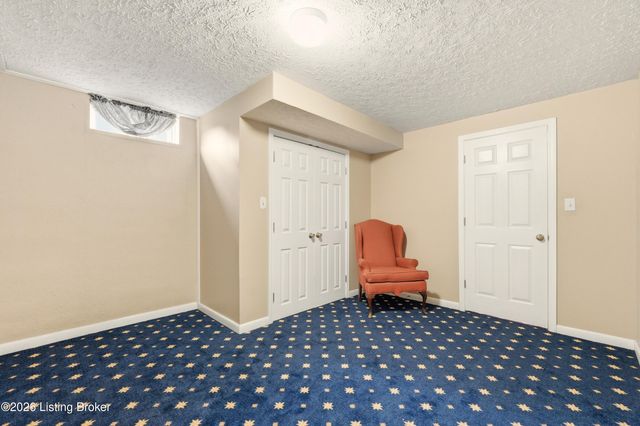 436 Babe Dr, Fairdale, KY 40118