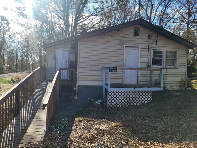 301 S Texas Avenue, Chesnee, SC 29323