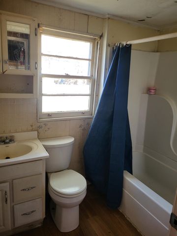 301 S Texas Avenue, Chesnee, SC 29323