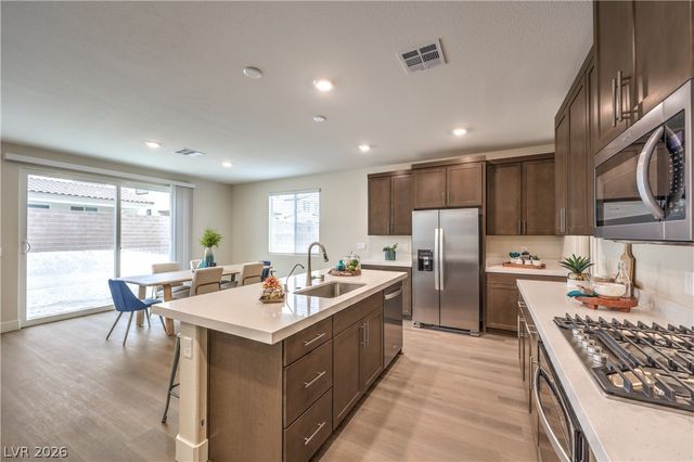 7617 Gage Falls Lane, North Las Vegas, NV 89084