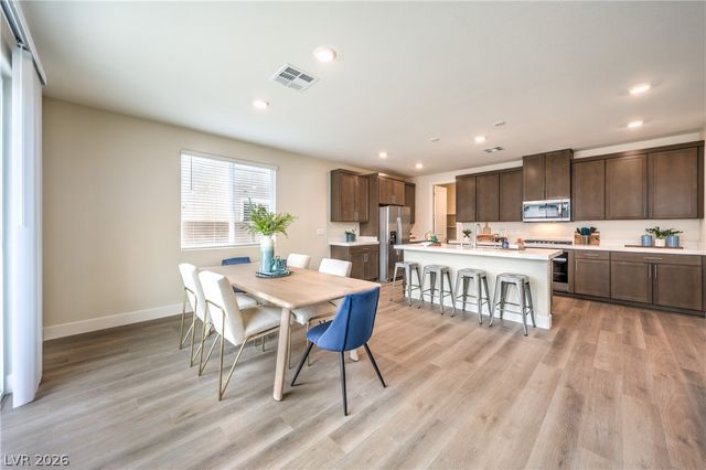 7617 Gage Falls Lane, North Las Vegas, NV 89084