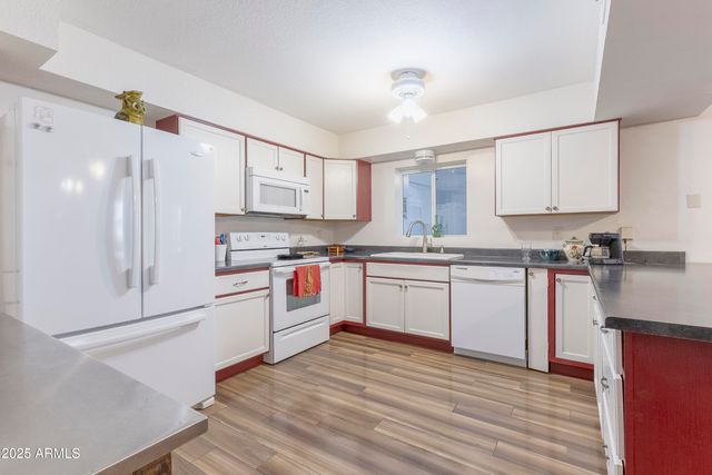 4454 E CODY Street, Apache Junction, AZ 85119