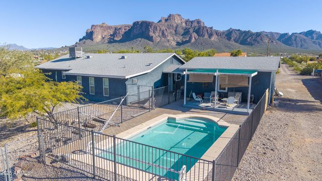 4454 E CODY Street, Apache Junction, AZ 85119