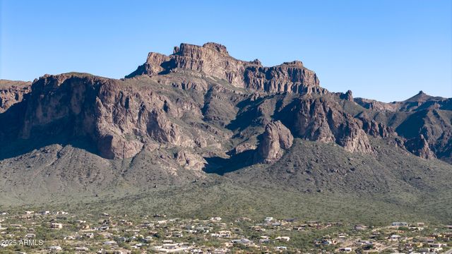 4454 E CODY Street, Apache Junction, AZ 85119