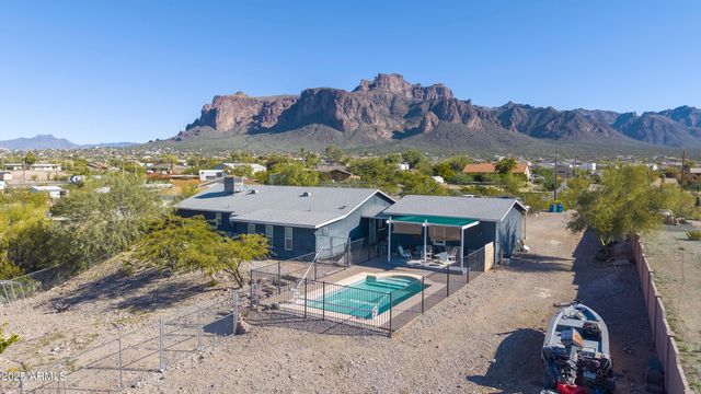 4454 E CODY Street, Apache Junction, AZ 85119