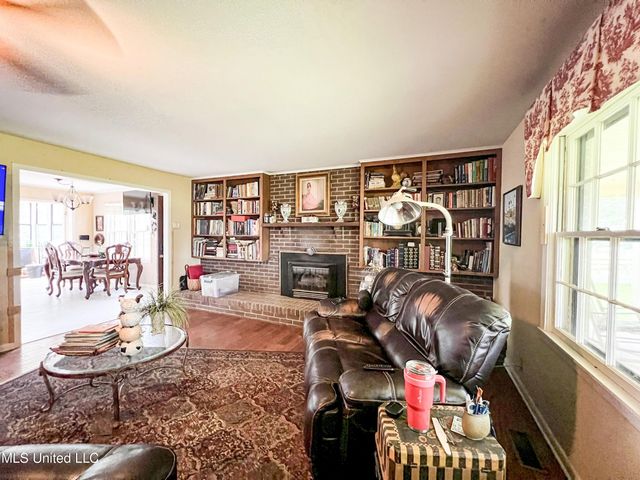 14912 Ms 35, Batesville, MS 38606