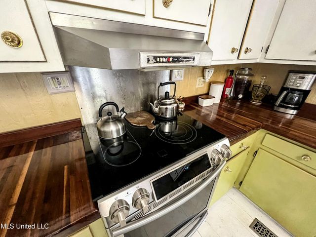 14912 Ms 35, Batesville, MS 38606
