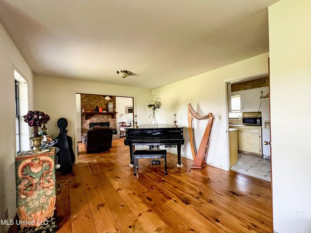 14912 Ms 35, Batesville, MS 38606