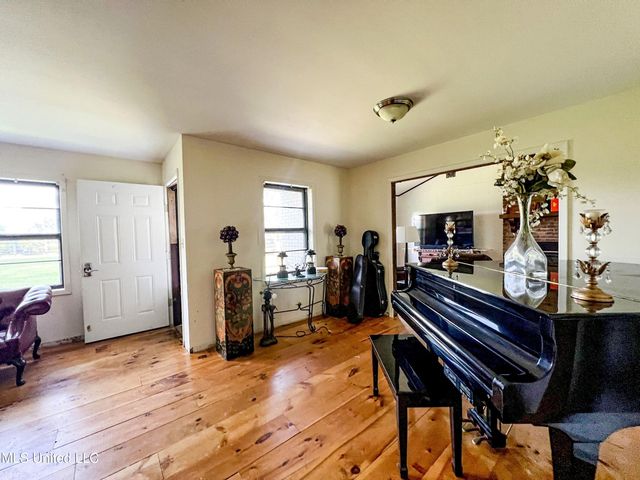 14912 Ms 35, Batesville, MS 38606