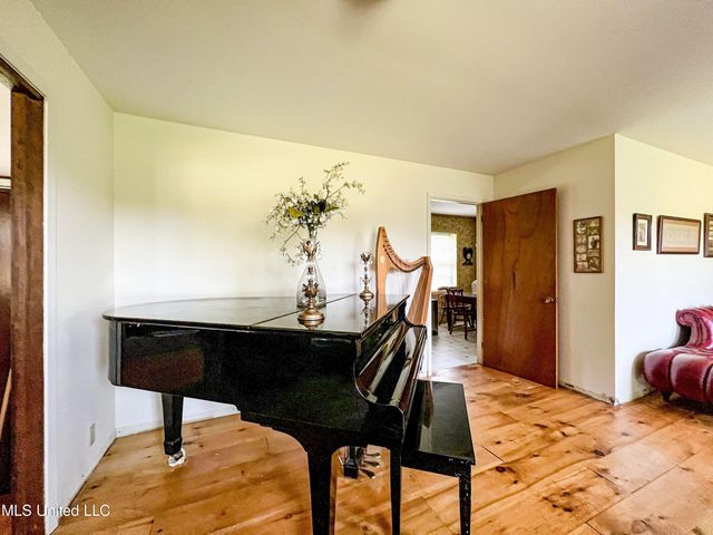 14912 Ms 35, Batesville, MS 38606